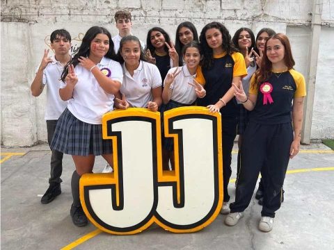 Colegio John John Centro de Estudiantes